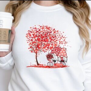 Gnome Valentine Crew Neck Sweatshirt Unisex Size Medium NWT